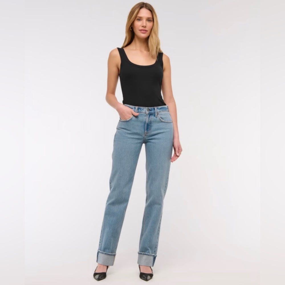 Abercrombie & Fitch 90s relaxed high rise jeans (curve love) medium wash 27/4R